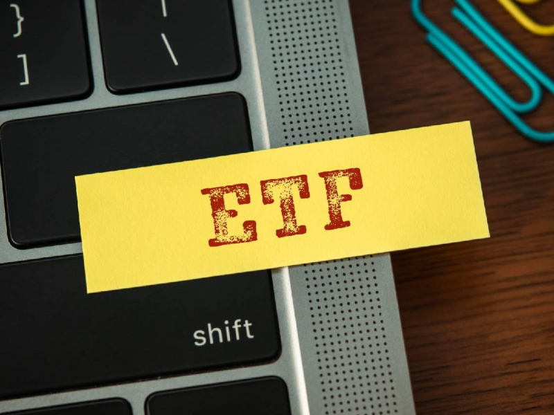 200張00878達標，單季領息破8萬！股息0.55→0.4元，不怕再縮水？他揭降息最大優勢：存股年增200萬